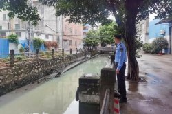 雨水管流出白水！東莞市萬(wàn)江查處一清洗廢水外排企業(yè)